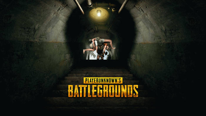 身穿戰術裝備的玩家沿著黑暗的混凝土隧道向下，走向帶有PUBG標誌的發光出口。