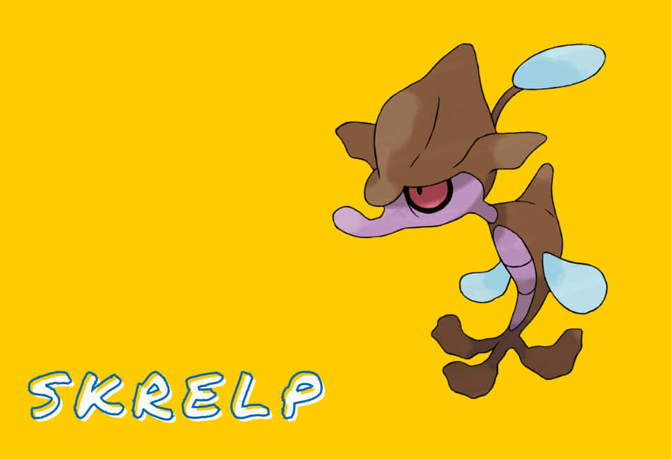 Skrelp 在黃色背景上 壁紙 — 一隻卡通風格的 Skrelp 寶可夢，身體棕色帶紫色點綴和藍色鰭，站在純黃色背景前。
