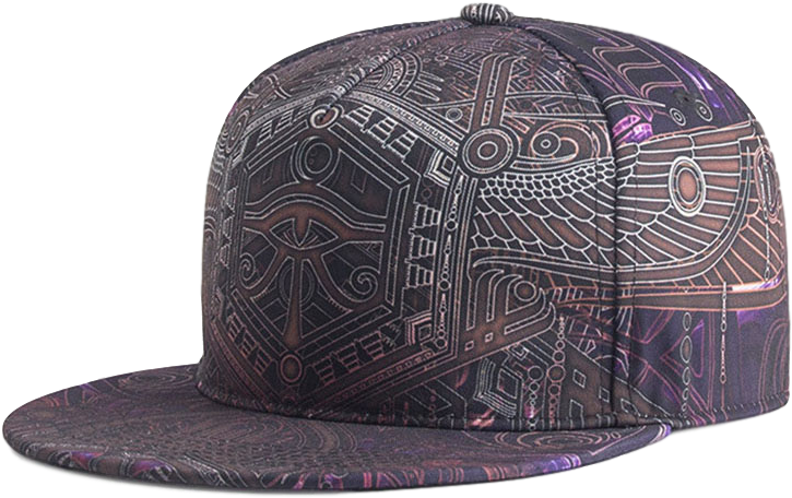 部落風Snapback帽子 壁紙 — 黑色 snapback 帽，帶有複雜的紫色和金色古埃及象形文字及有翼神祇圖案。