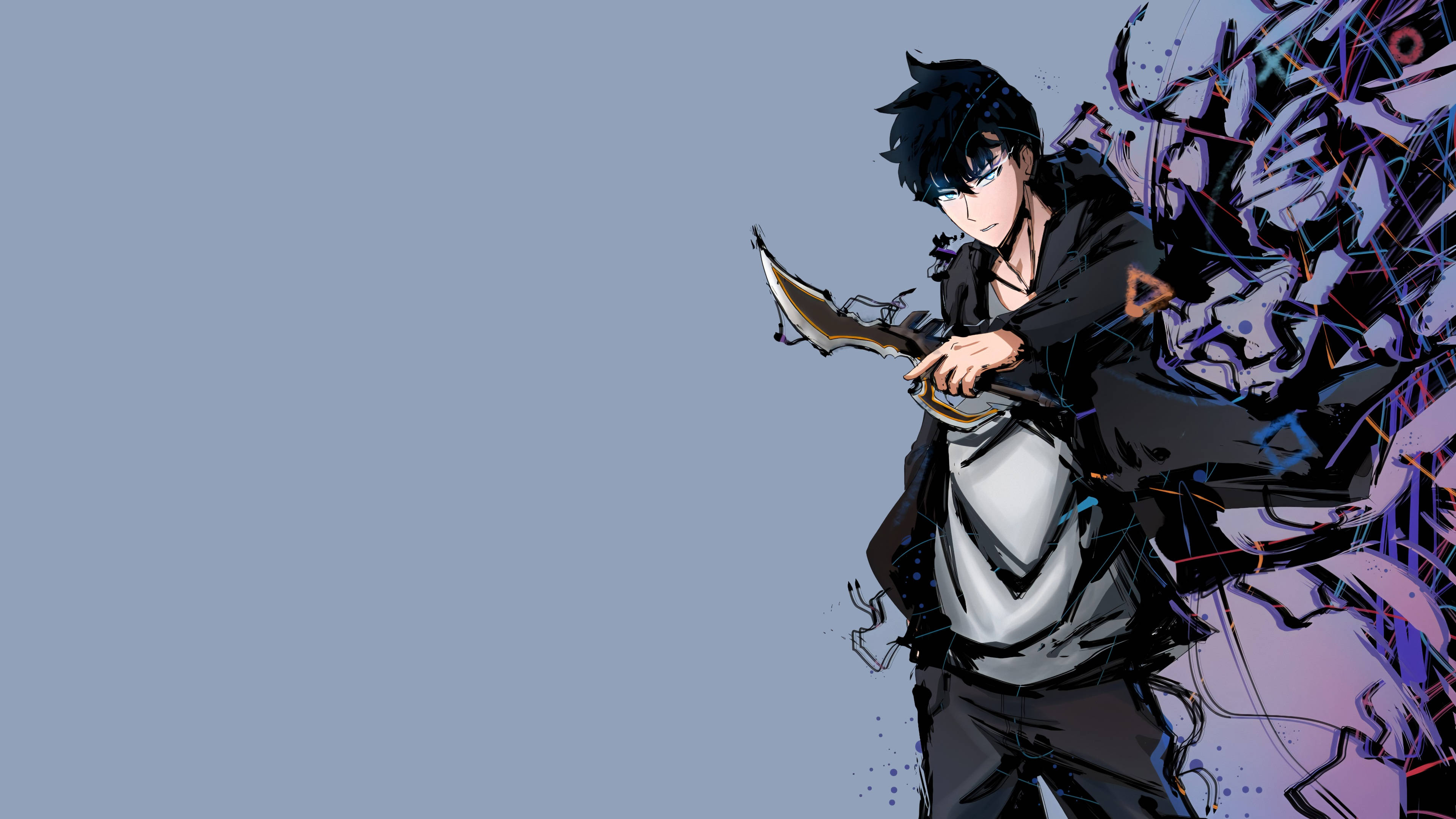 Solo Leveling 4K：Sung Jinwoo 壁紙 — 一位動漫風格的戰士，深色頭髮和藍色眼睛，在柔和的藍色背景上揮舞著彎曲的刀刃，對抗混亂的紫色和黑色能量爆發。