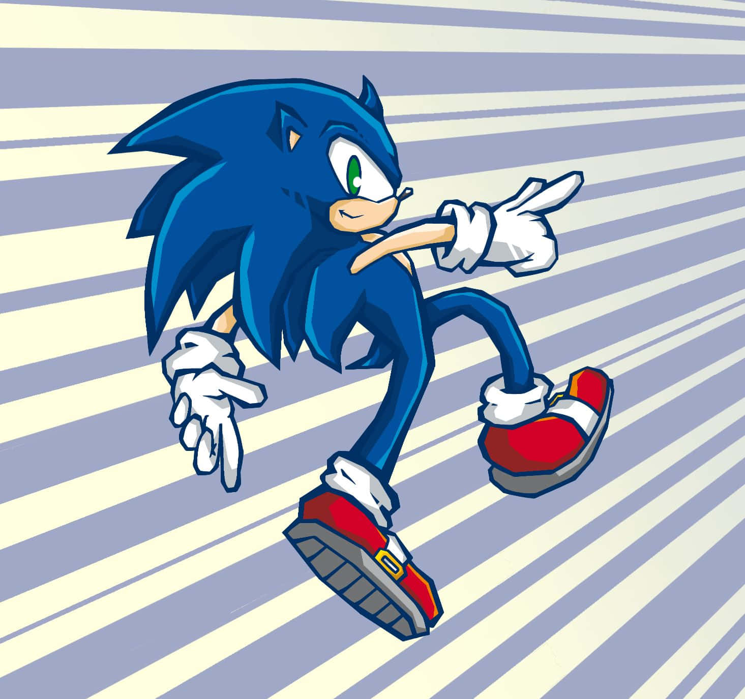  壁紙 — Sonic the Hedgehog 自信地咧嘴笑著，在紫色和奶油色的條紋背景前向前衝刺。