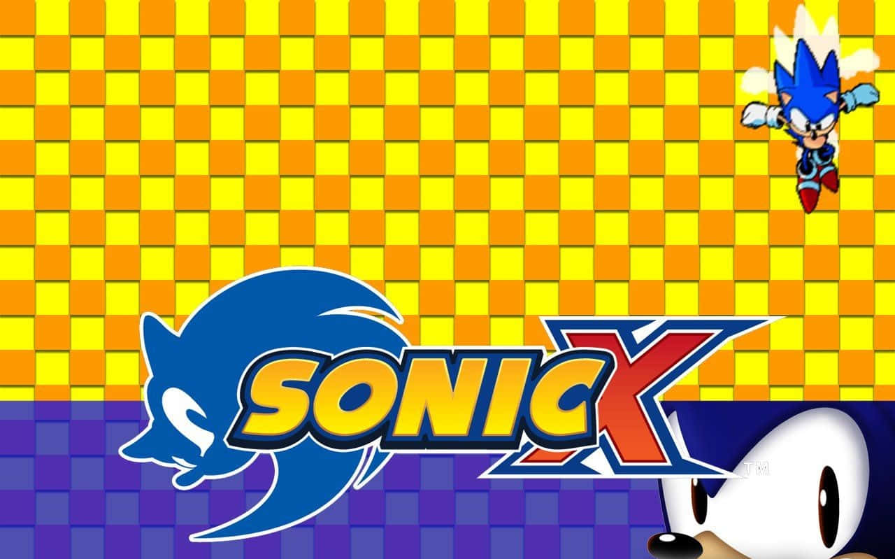 Sonic X 桌布 壁紙 — Sonic the Hedgehog 喺方格紋黃橙色背景上空，Sonic X 標誌同 Tails 喺下面探出頭嚟。