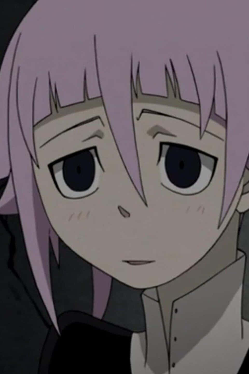 Soul Eater Crona 傷感頭像 壁紙 — 動漫角色特寫，擁有薰衣草色頭髮和寬大的深色眼睛，微微向下看，表情中性。