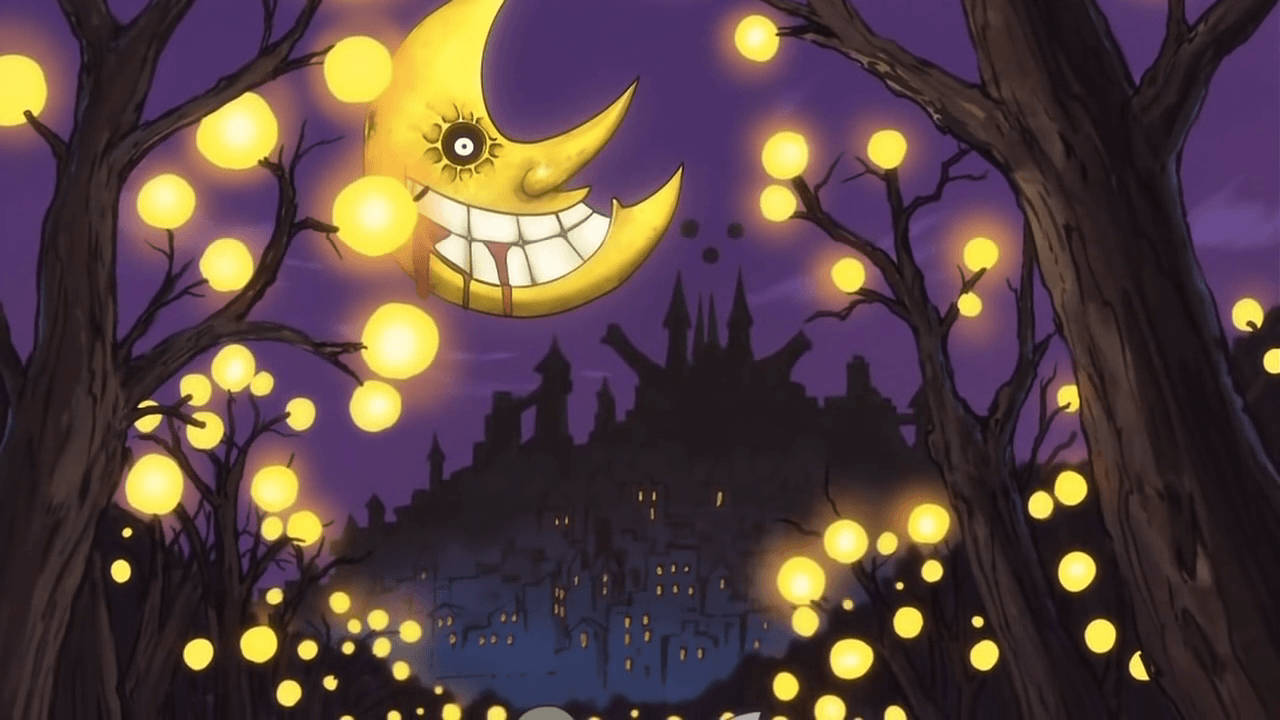Soul Eater 月與南瓜燈 壁紙 — 一個快樂的黃色新月，咧嘴大笑，單眼，懸掛在一個由發光球體和光禿禿的樹木框住的恐怖城堡上方，背景是紫色的天空。