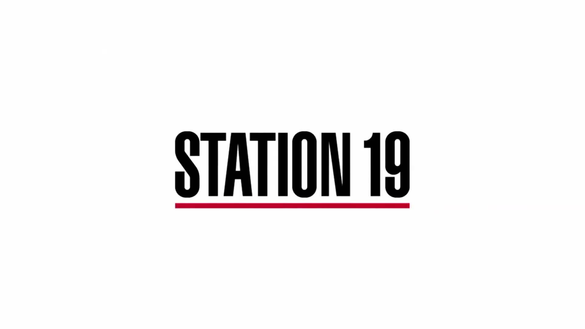 《Station 19》電視劇標誌的烈焰呈現 壁紙 — 純白色背景上，粗體黑色文字 'STATION 19' 以紅色底線標示。