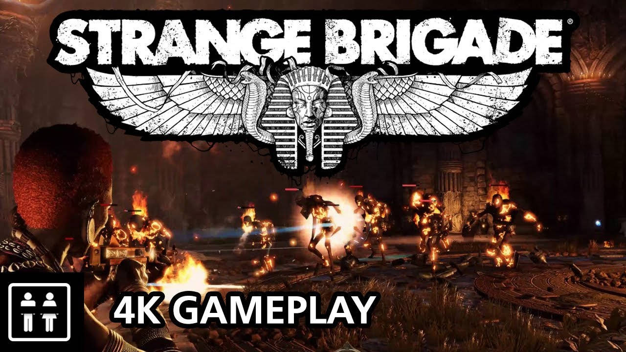 《Strange Brigade》4K遊戲畫面 壁紙 — Strange Brigade 中的玩家在燃燒的古老寺廟地牢中向發光的機械敵人射擊。