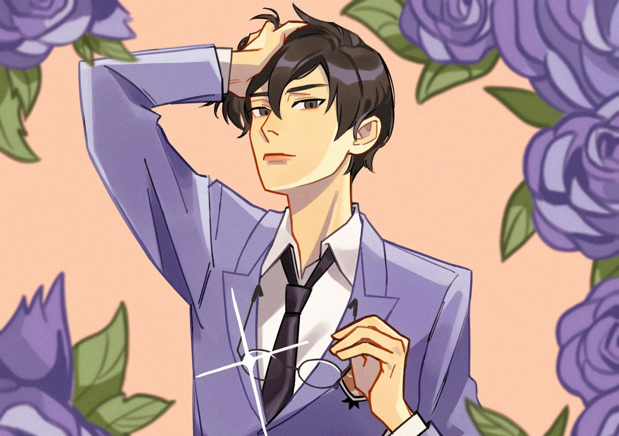 Kaoru Hitachiin 桌布 壁紙 — 一位時尚的動漫男子穿著紫色西裝，戴著眼鏡，被大朵紫色玫瑰環繞，背景是柔和的桃色。