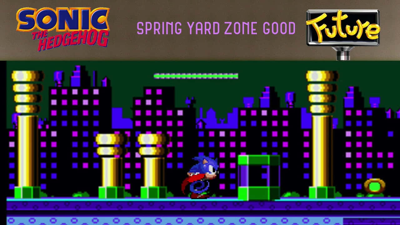  壁紙 — 索尼克在霓虹燈下穿過Spring Yard Zone，背景是像素化的城市天際線和金色柱子。