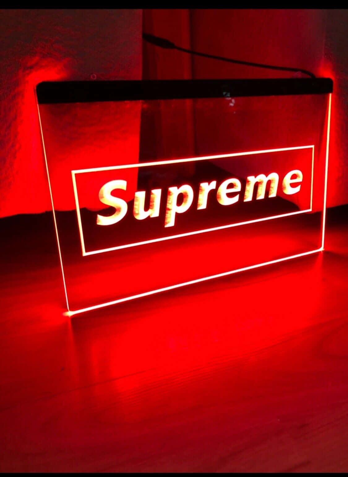 Supreme品牌圖片
