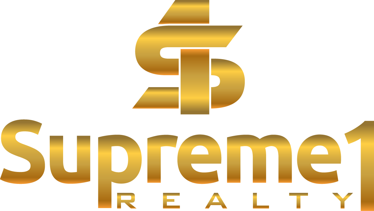 Supreme Realty 金色標誌 壁紙 — Supreme1 Realty 的金色標誌，採用風格化的「S」和「P」字母組合，在白色背景上呈現金屬光澤。