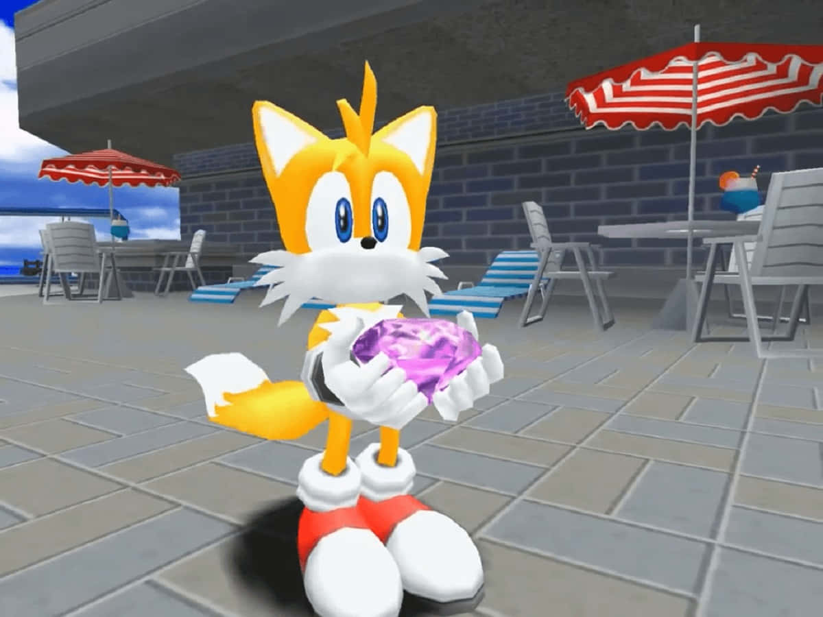 Chaos Emeralds 桌布 壁紙 — 塔爾斯在一個舖有瓷磚的露台上，在紅色遮陽傘和躺椅之間，於明亮的藍天下手持一顆發光的紫色寶石。