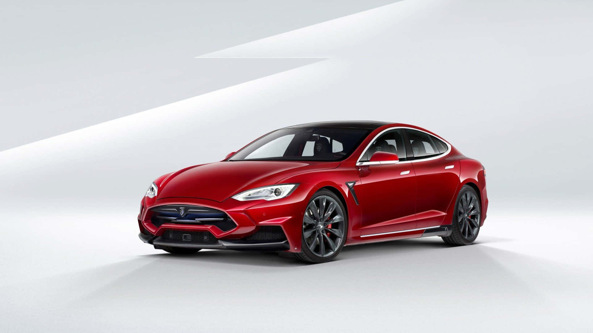 Tesla Model S - 白色背景上的紅色汽車 壁紙