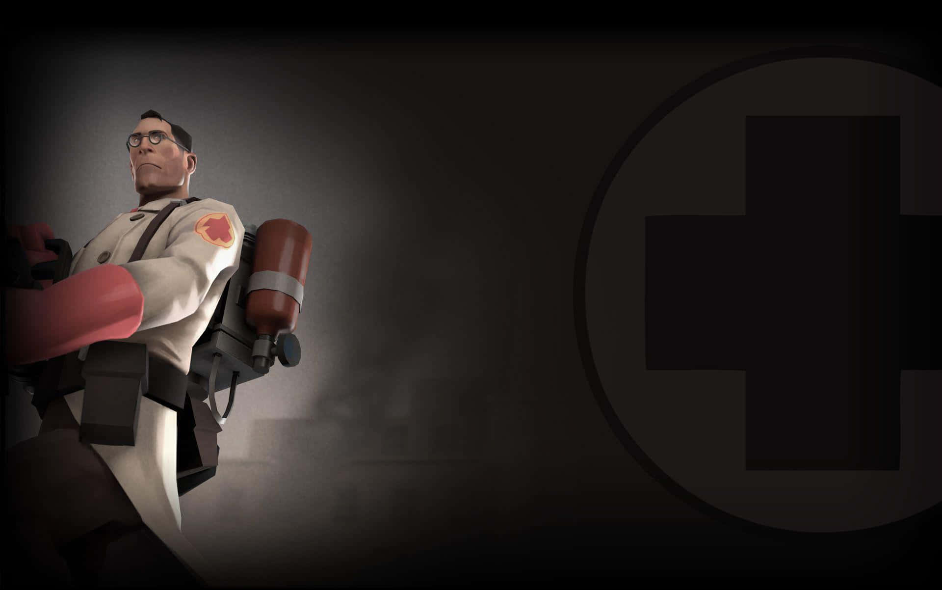TF2 Medic 遊戲角色數位設計 壁紙 — 一位嚴肅的醫護人員身穿白色制服，配有紅色手臂和氧氣罐，站在帶有大型十字徽章的黑暗背景前。