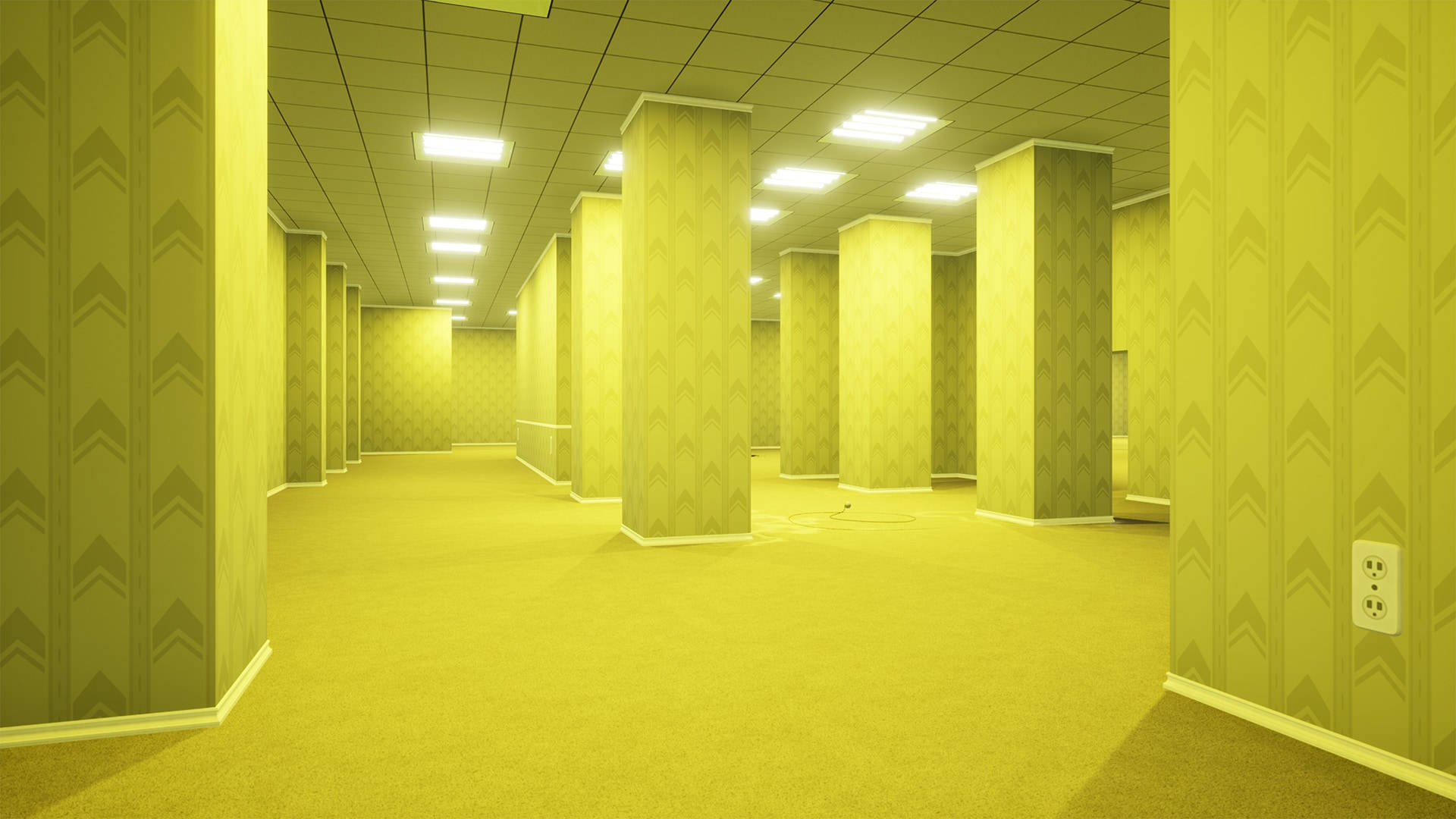 《The Backrooms》黃色房間 壁紙 — 一條空蕩蕩的復古辦公室走廊，沐浴在溫暖的黃光中，牆壁有圖案，地板鋪有地毯。
