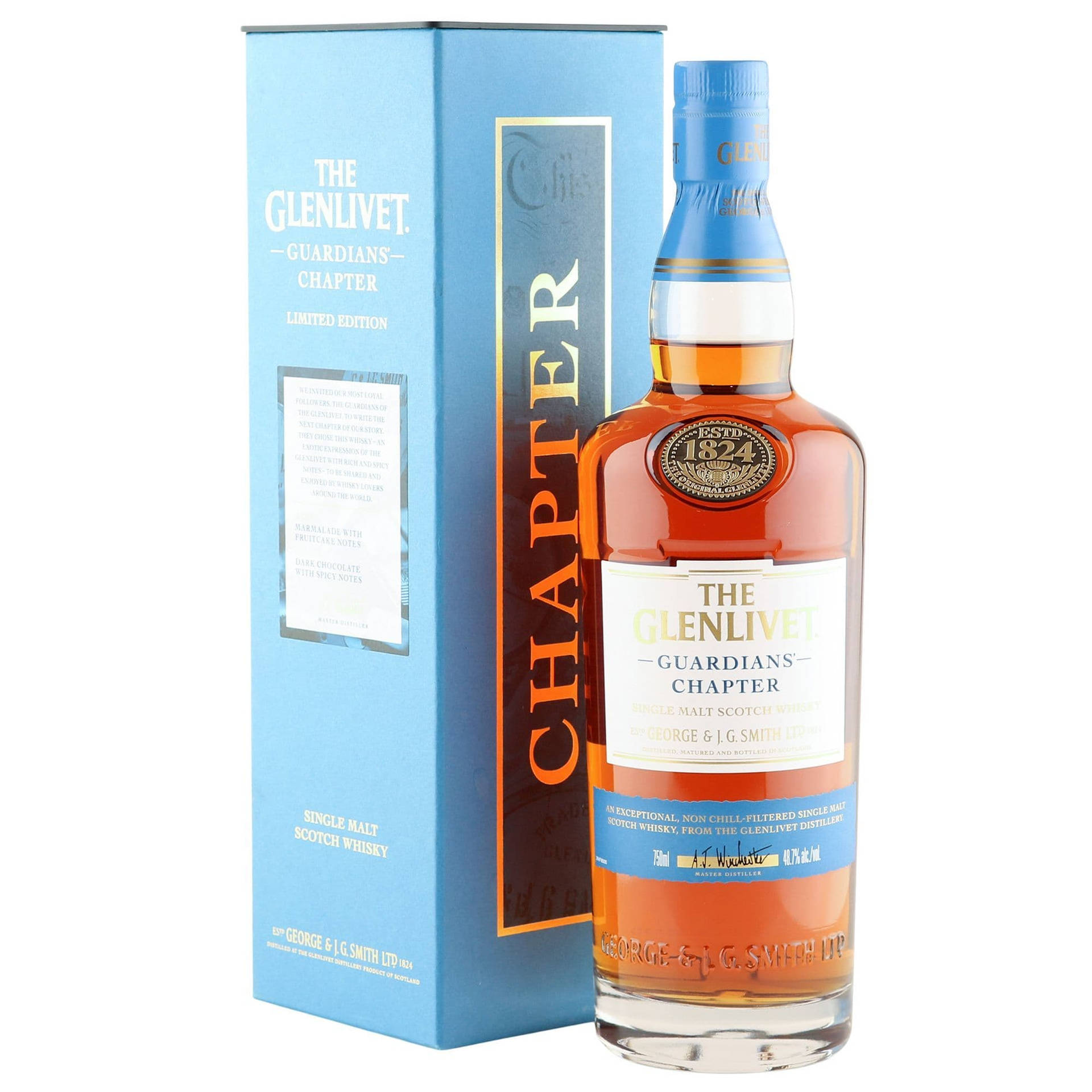 一瓶Glenlivet Guardians Chapter威士忌，帶有藍色包裝。