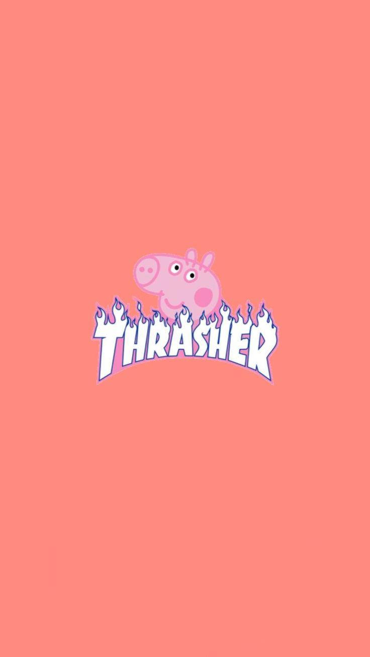 Peppa Pig 在燃燒的 Thrasher 標誌上方，珊瑚色背景。