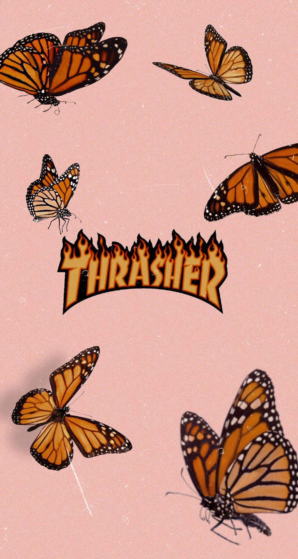 帝王蝶在粉紅色背景上圍繞著 Thrasher 雜誌標誌。