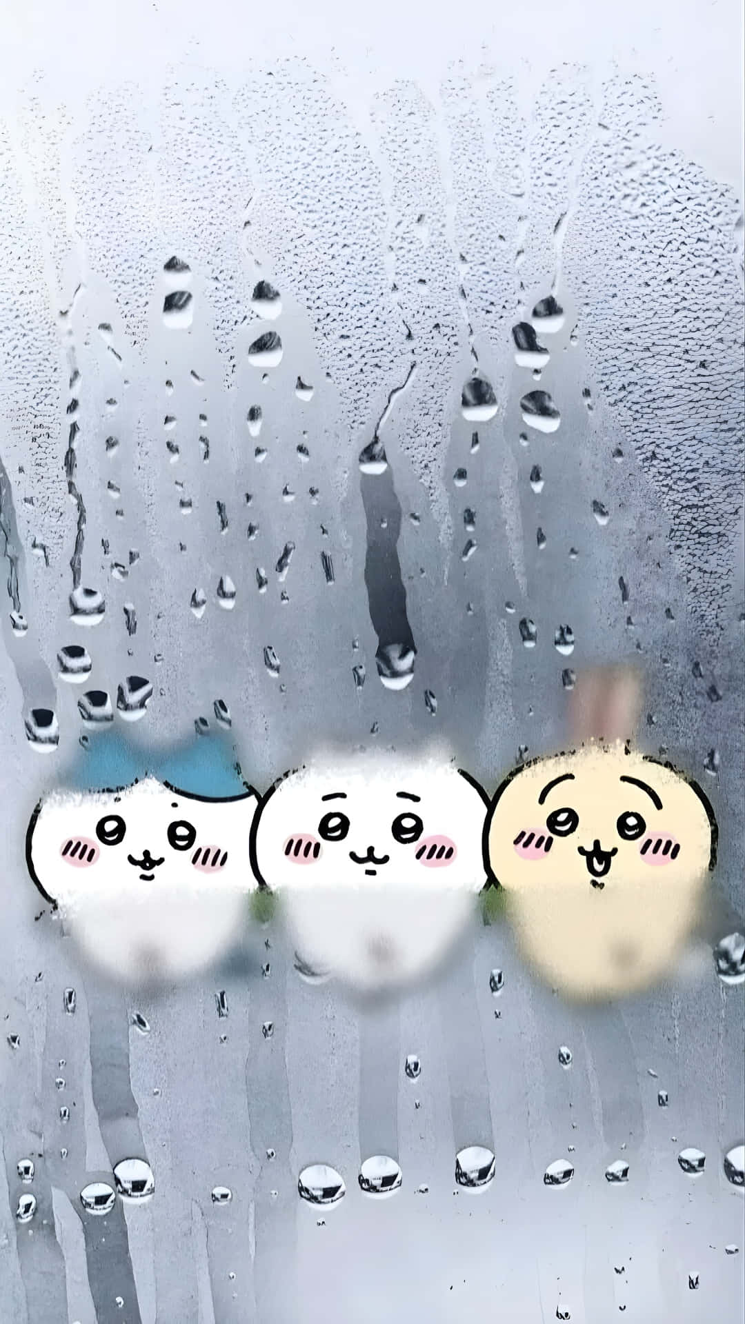  壁紙 — 三個可愛的卡通角色透過佈滿雨點的窗戶窺視，表情歡樂。