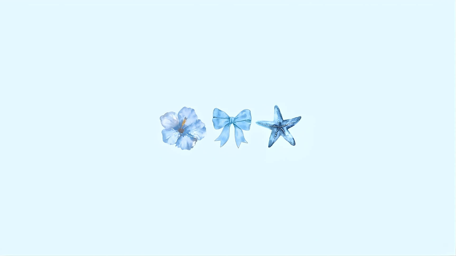  壁紙 — 三個精緻的藍色物體，一朵花、一個蝴蝶結和一顆海星，漂浮在柔和的粉藍色背景上。