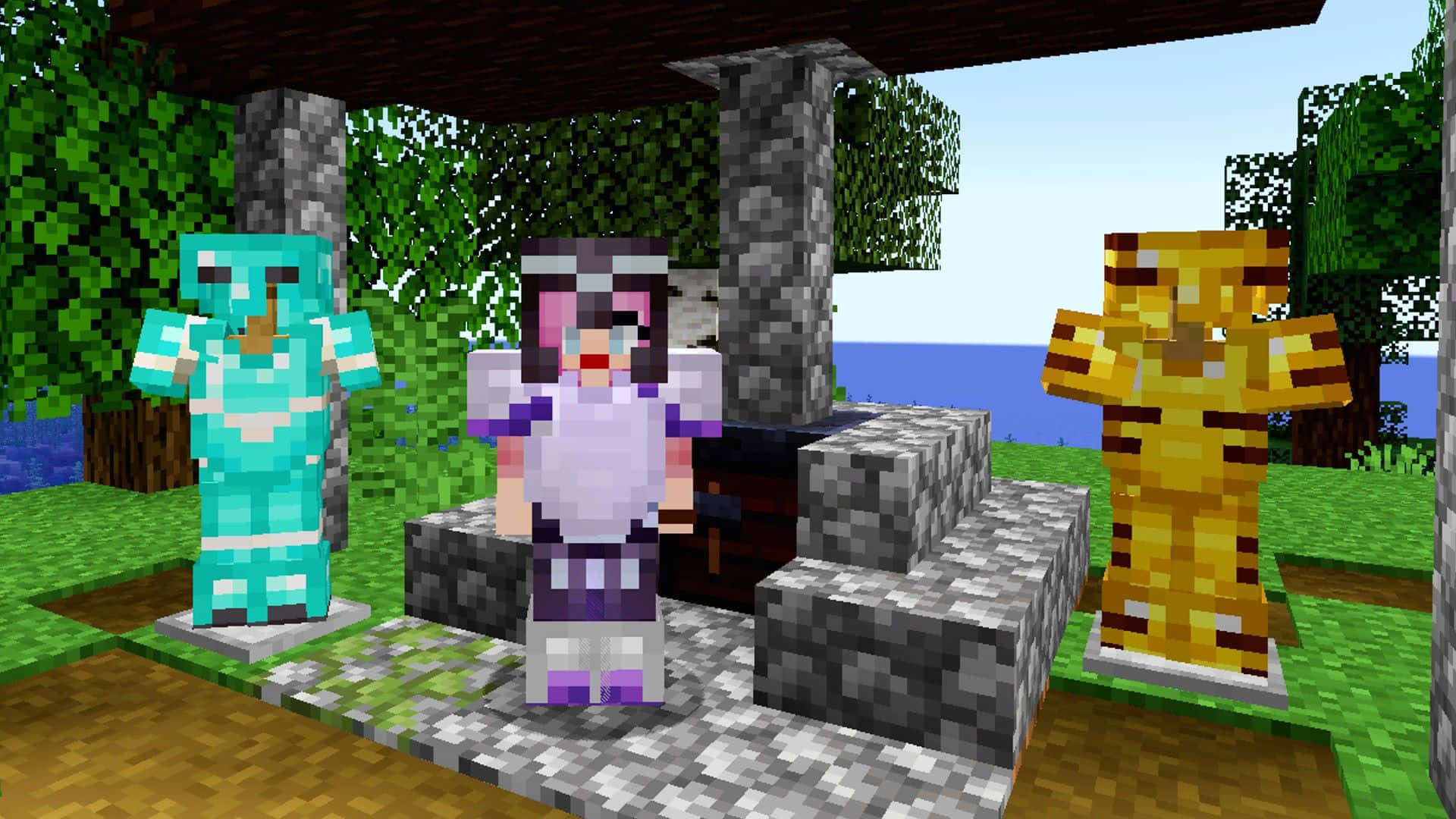 Minecraft Armor 桌布 壁紙 — 三個像素化的Minecraft角色站在一個石頭庇護所下，背景有樹木和海洋。