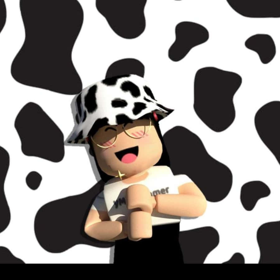 一個微笑的Roblox頭像，戴著眼鏡和牛紋帽子，在牛紋背景前。