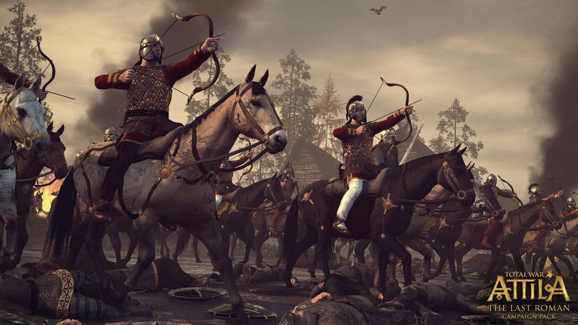 Total War Attila 士兵瞄準 壁紙 — 騎馬弓箭手身穿盔甲，在森林戰場上衝鋒，戰場上有倒下的士兵和升起的煙霧。