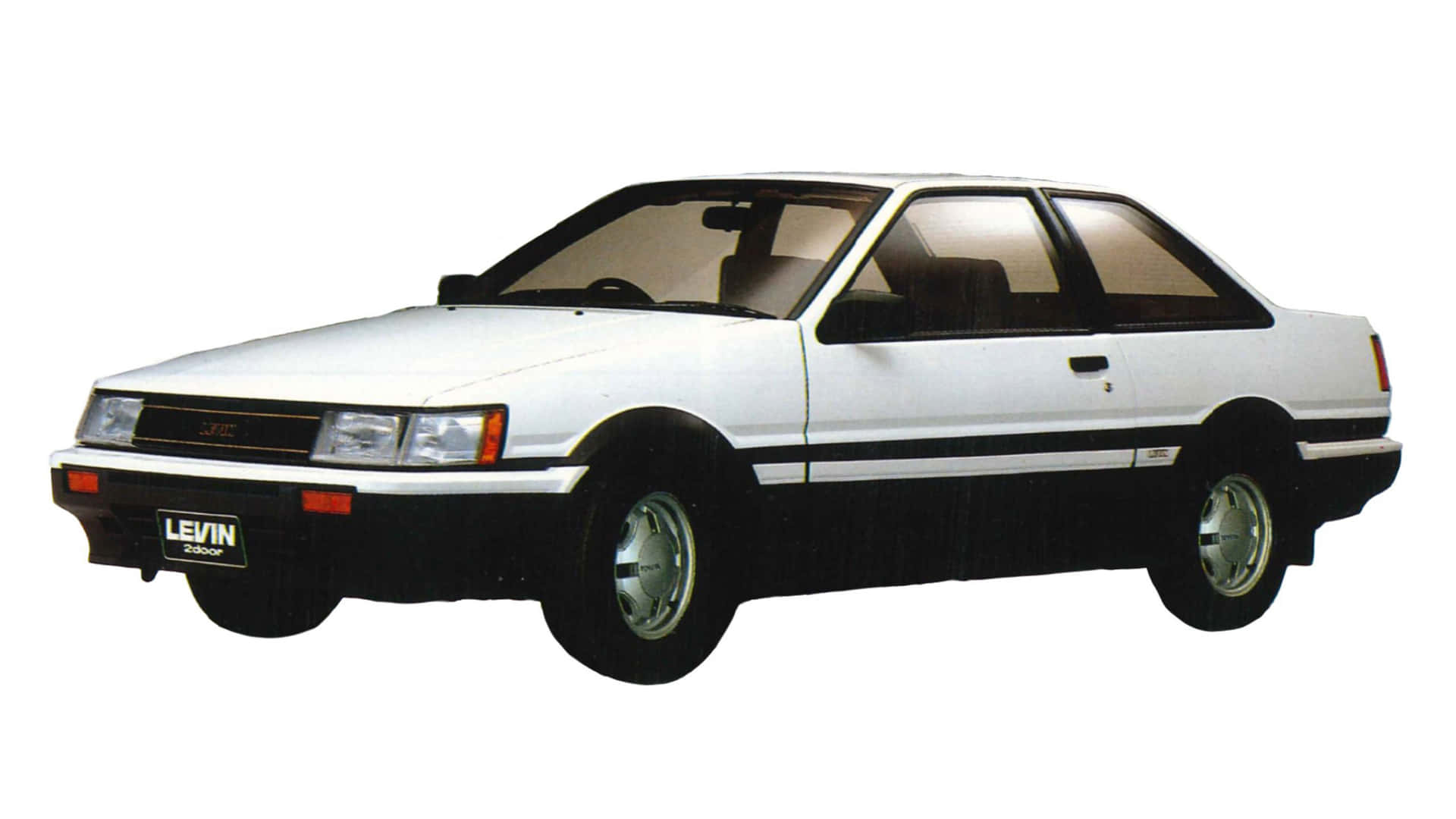 白色豐田Levin 2.0G雙門轎跑車，配備黑色飾條和銀色輪圈
