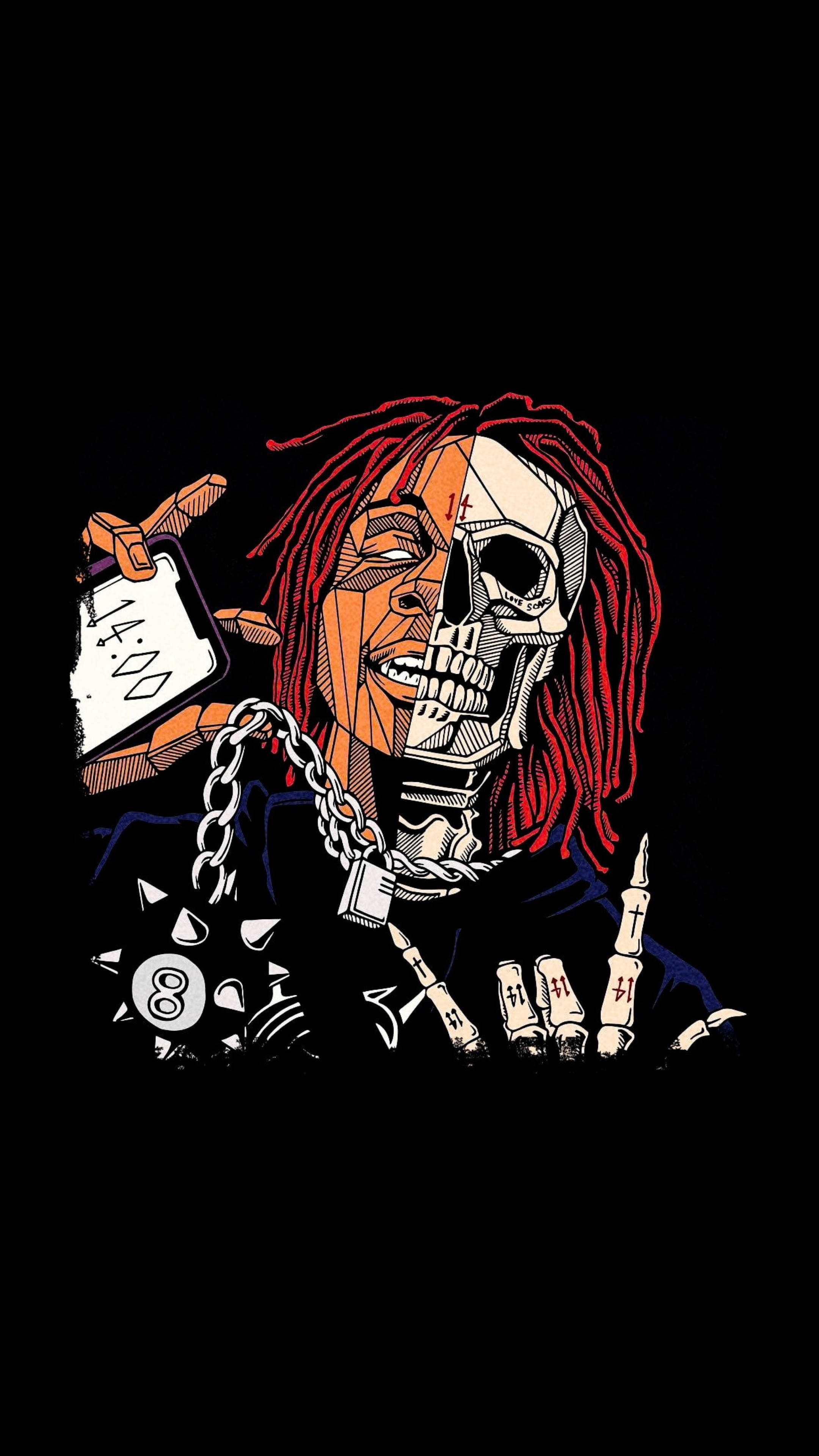 Trippie Redd 分裂臉龐 壁紙 — 一個風格化的插圖，描繪一個半骷髏半人類的人物，紅色辮子，手持鏈條和紙牌，背景為黑色。