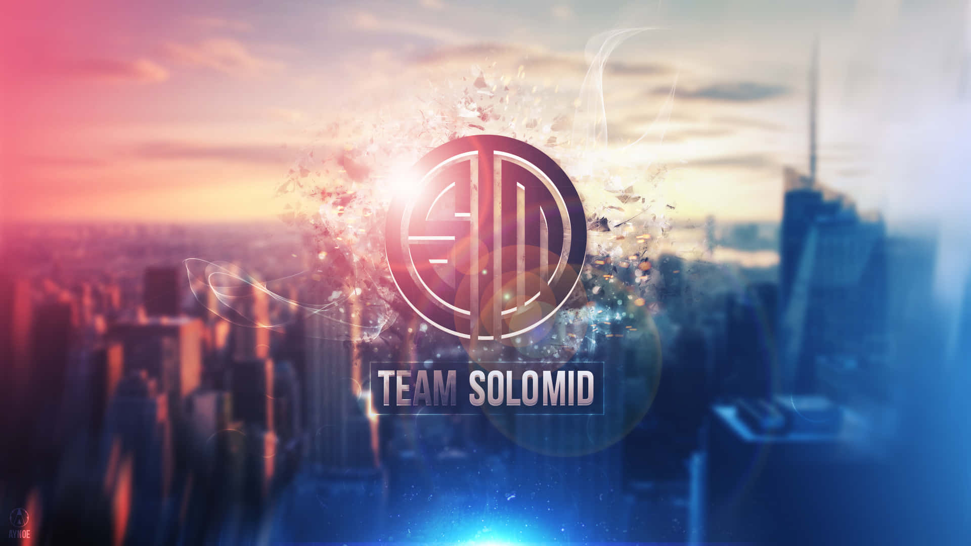 Team Solomid 標誌在日落時分的城市景觀上閃爍著粒子效果。