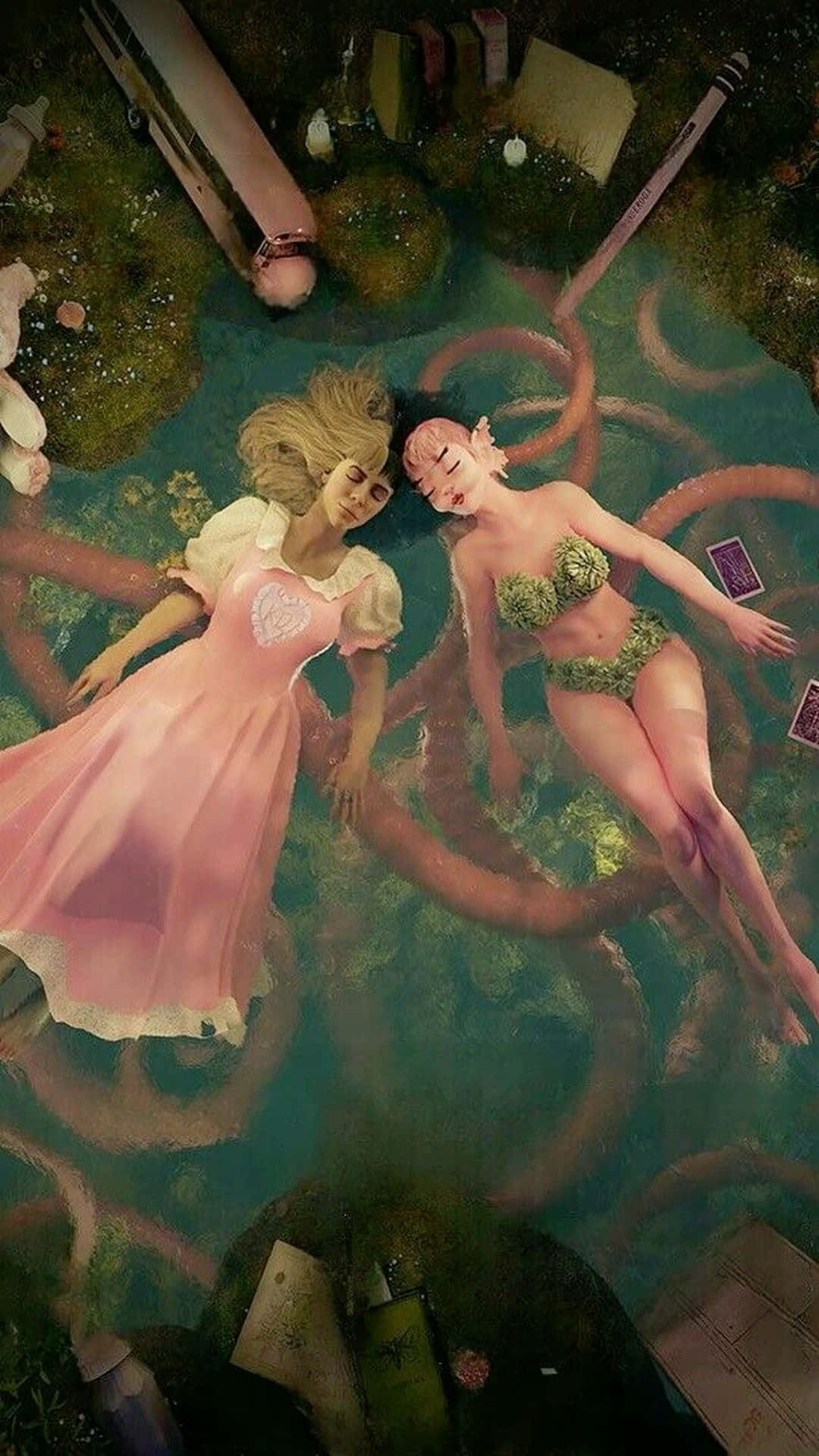  壁紙 — 兩位女性在一個超現實的綠色泳池中平靜地漂浮，周圍環繞著書籍和纏結的樹根。
