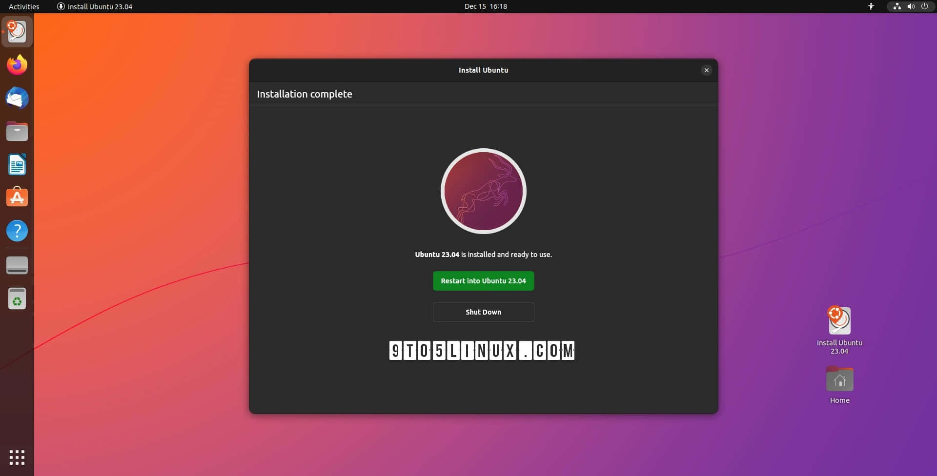 漸變桌面上的 Ubuntu 23.04 安裝完成畫面。