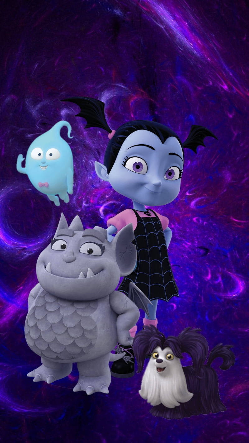 黑紫風格迪士尼動畫《Vampirina Hauntley》 壁紙 — 一個快樂的動畫吸血鬼女孩，長著蝙蝠耳朵，與她的幽靈朋友們站在一個旋轉的紫色宇宙背景前。
