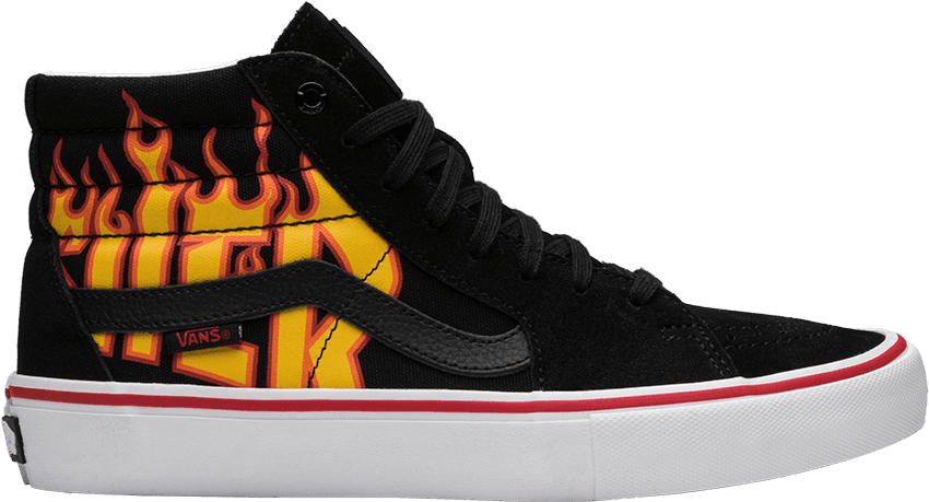 火焰圖案 Vans 滑板高筒鞋 壁紙 — 黑色高筒運動鞋，側面有醒目的黃色和橙色火焰圖案，背景為純黑色。