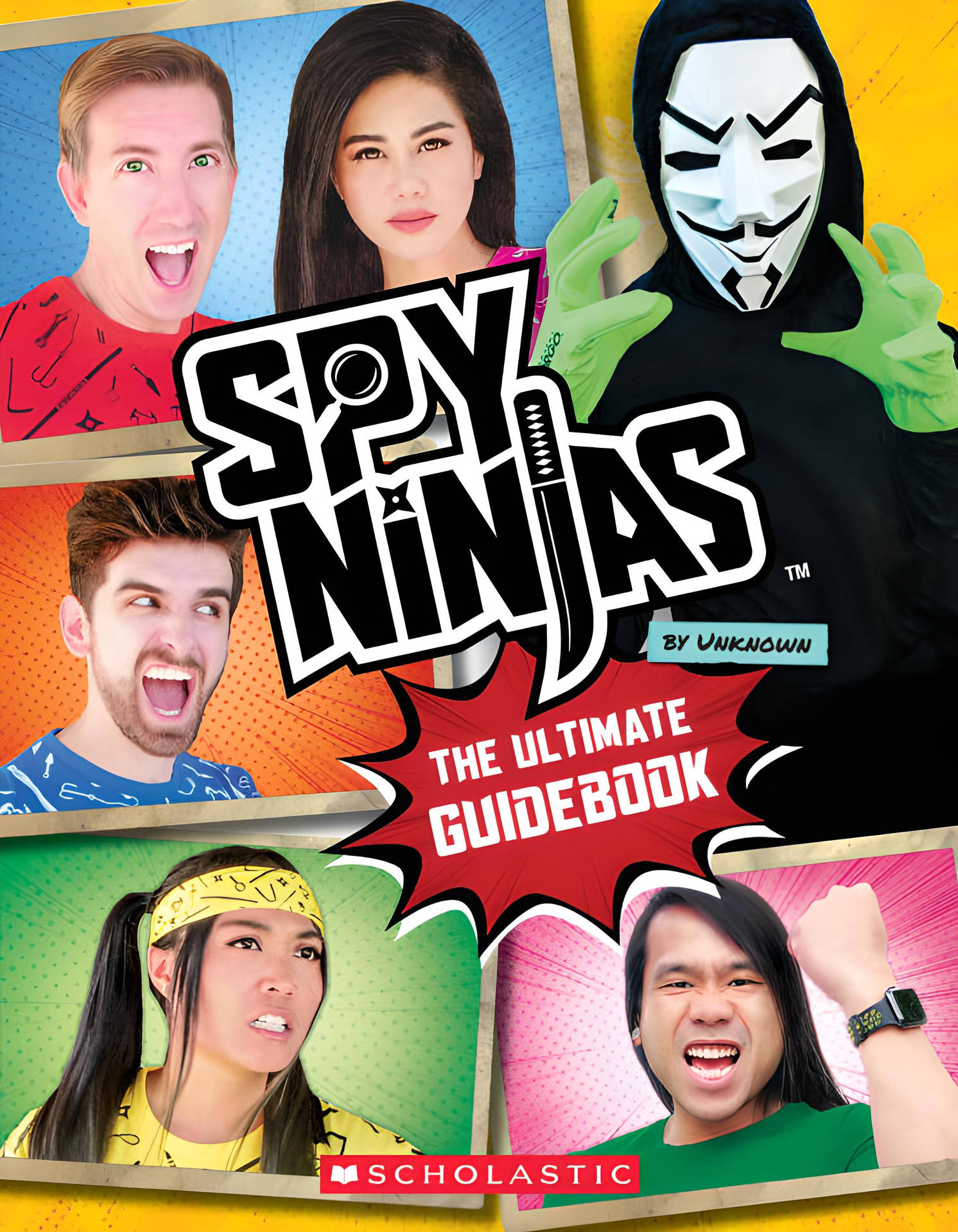 Spy Ninjas 書籍封面，有五個表情豐富的年輕人和一個戴面具的人物。