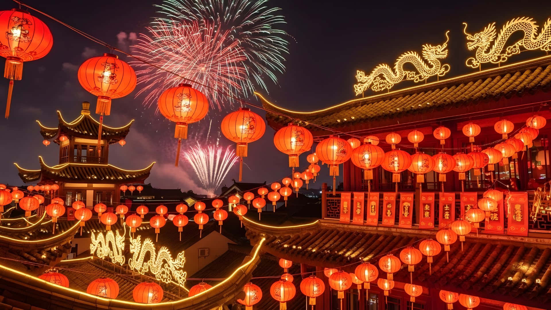  壁紙 — 鮮豔的紅色燈籠照亮了傳統的中國屋頂，煙火在夜空中綻放。