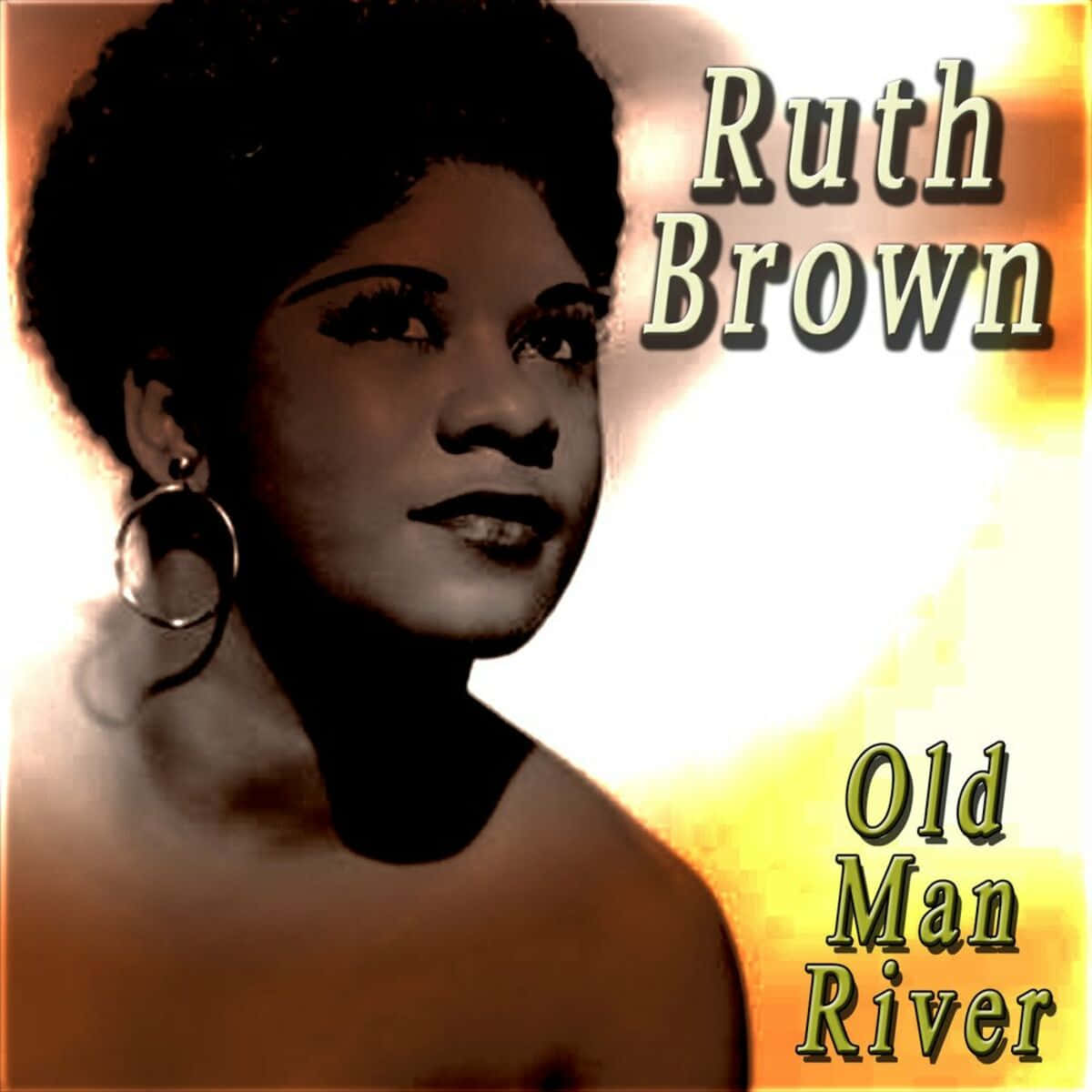  壁紙 — 歌手Ruth Brown的復古肖像，戴著大膽的圓環耳環，背景溫暖發光。