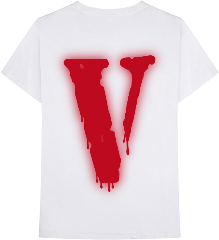 Vlone 紅色滴落標誌 T 恤 壁紙 — 一件白色T恤在黑色背景上展示了一個大膽的紅色滴落V圖案。