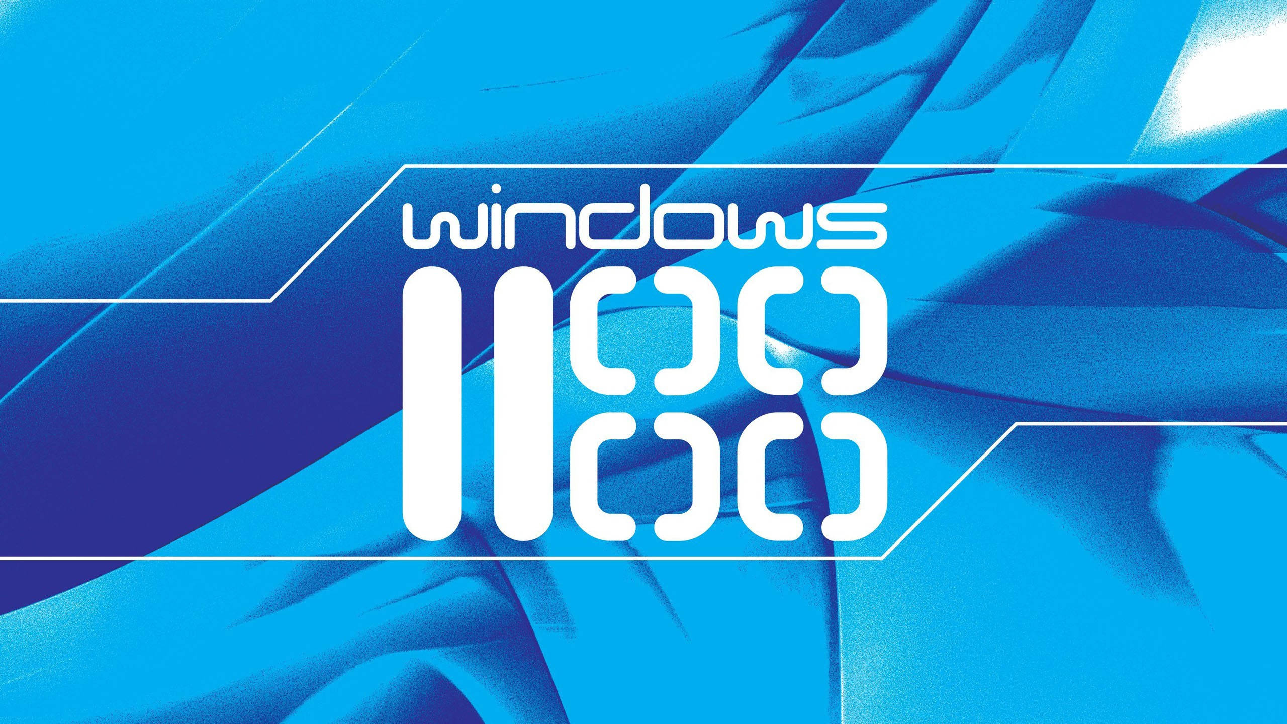 Windows 11 數位藝術 壁紙 — Windows 11 標誌以粗體白色文字居中顯示在帶有幾何線條的動態藍色抽象背景上。