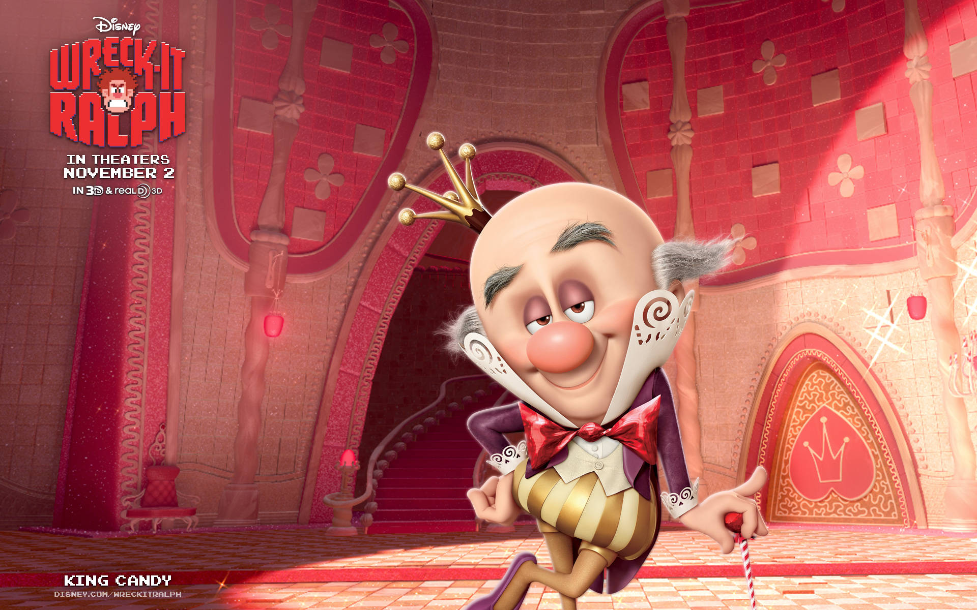 Wreck-It Ralph 金糖王 壁紙 — 糖果主題卡通君主 King Candy 在紅金相間的皇家王座廳中狡黠微笑。