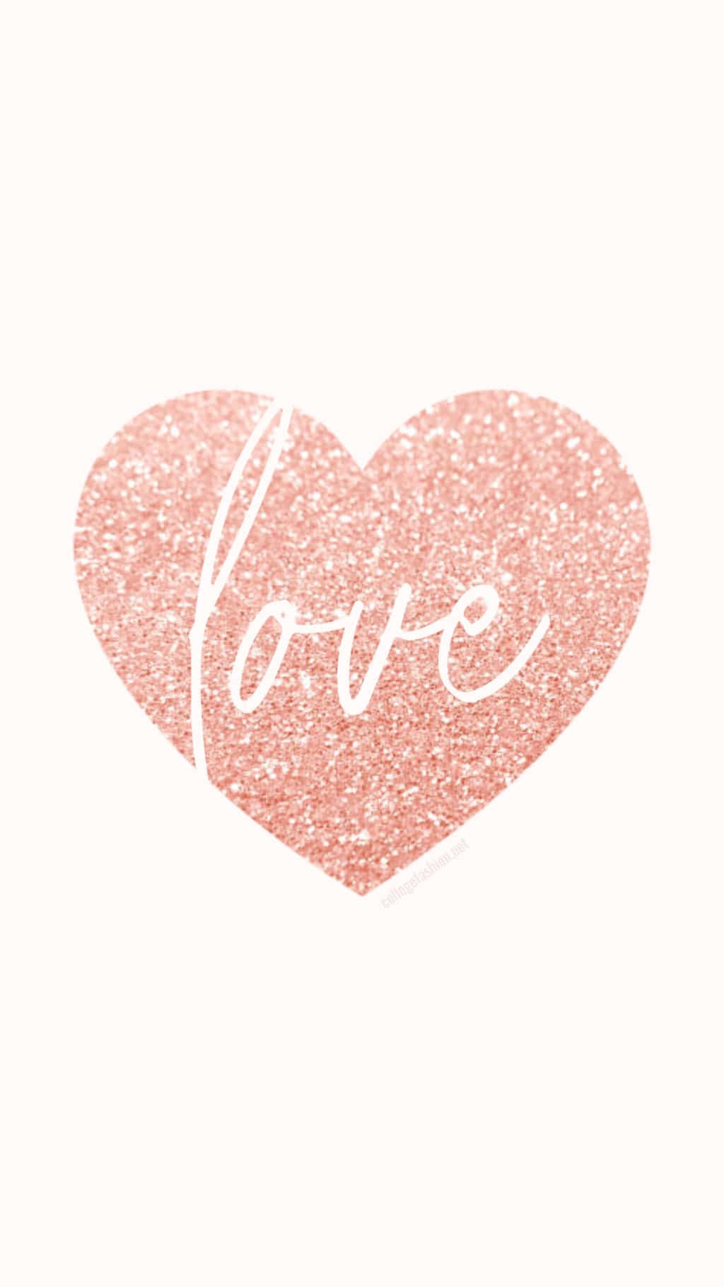 一個玫瑰金閃粉心形，中央有白色草書字體寫著love。 — 粉紅色心形動圖 壁紙