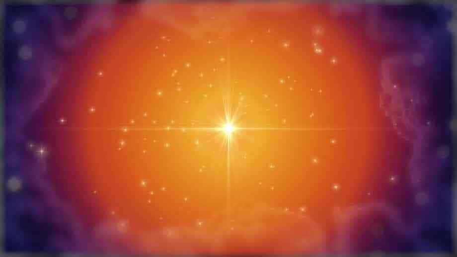  壁紙 — 一顆閃耀的恆星爆炸在宇宙星雲的中心發光，周圍環繞著旋轉的橙色和紫色雲霧以及閃爍的粒子。