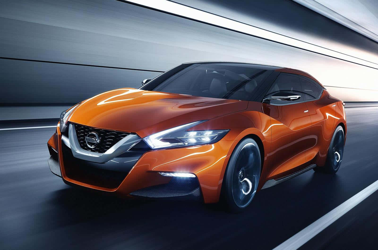 Nissan Altima 桌布 壁紙 — 一輛時尚的橙色日產概念車在未來主義的高速公路上疾馳，帶有動態模糊效果。