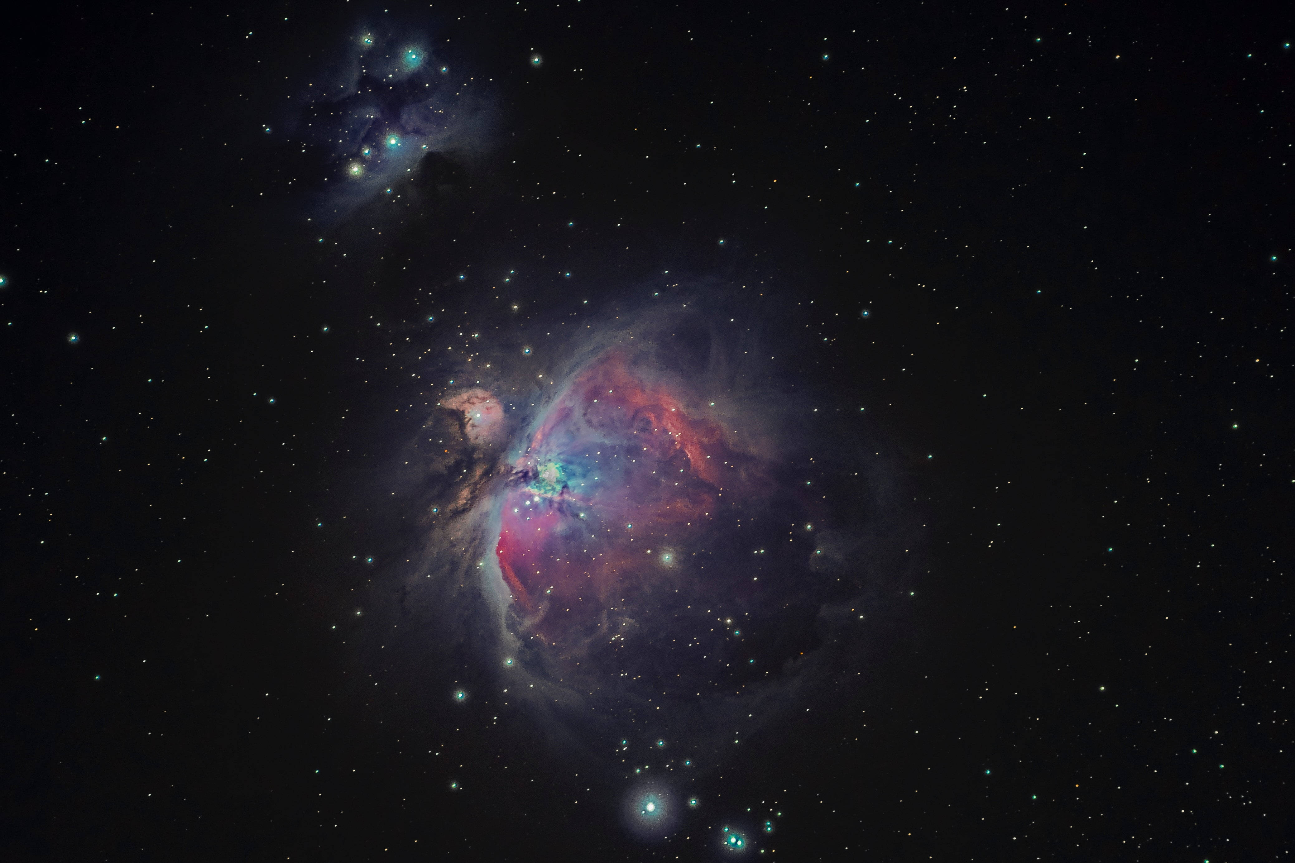 深空中帶有星星的彩色星雲 — 星雲 壁紙