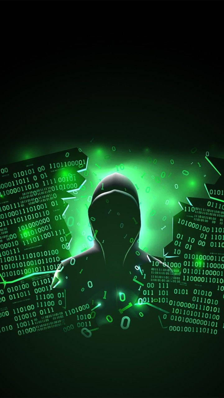 戴著兜帽的黑客剪影，被發光的綠色二進制代碼包圍。 — 黑客 壁紙