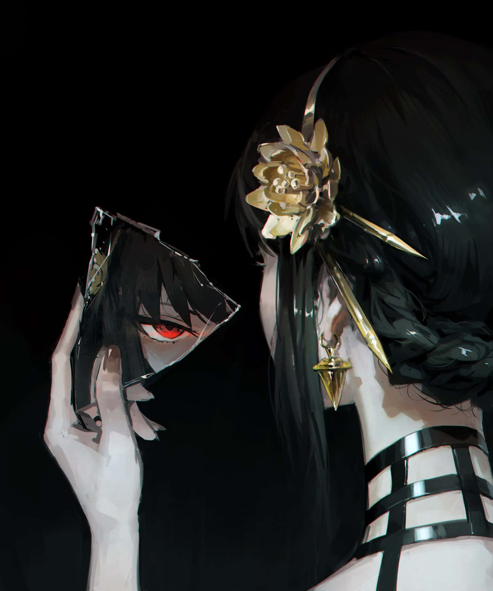 黑背景前，紅眼動漫女孩拿著破碎的鏡子。