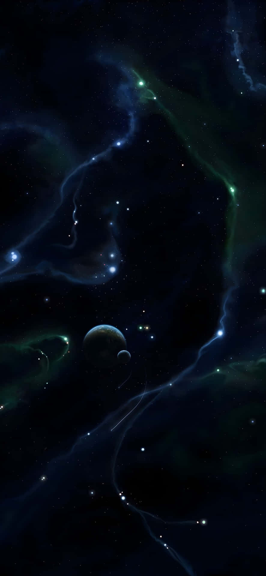 壁紙 — 一個宇宙景觀，行星和月球位於旋轉的綠色和藍色星雲中，點綴著閃爍的星星。