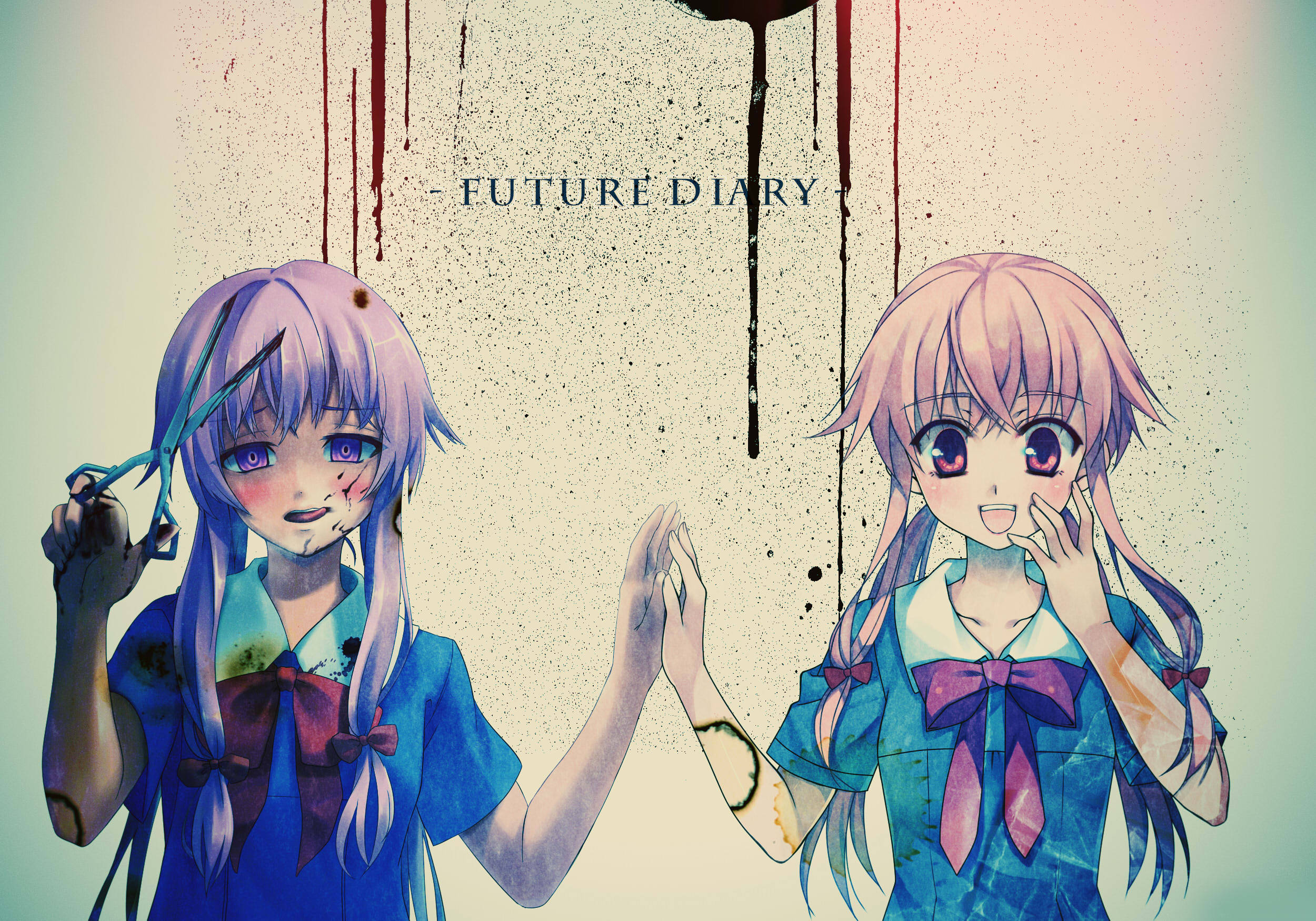 Yuno Gasai 未來日記 壁紙 — 兩個穿著藍色校服嘅動漫女仔企喺有血滴落嘅斑點牆前面，一個拎住鉸剪，另一個緊張咁笑。
