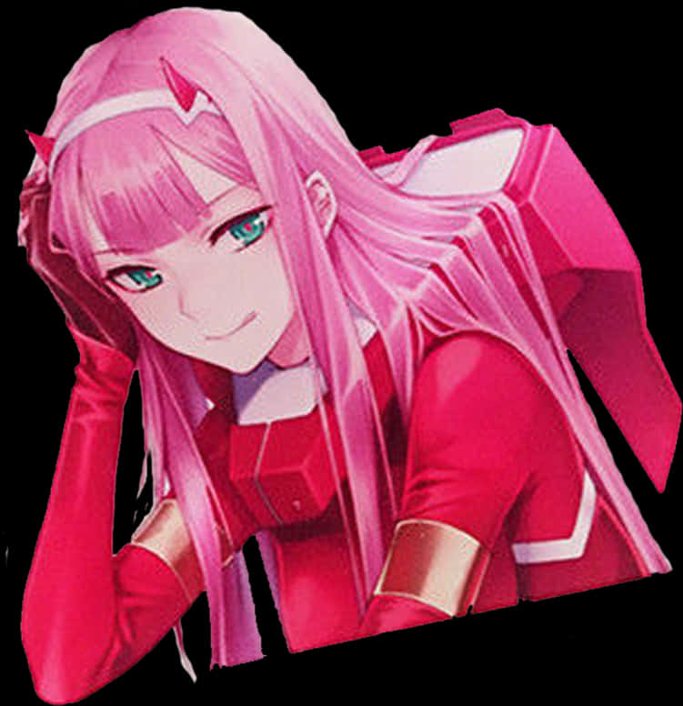 Zero Two 微笑動漫角色 壁紙 — 一位粉紅色頭髮的動漫女孩穿著紅色服裝，在黑色背景上將頭靠在手上微笑。