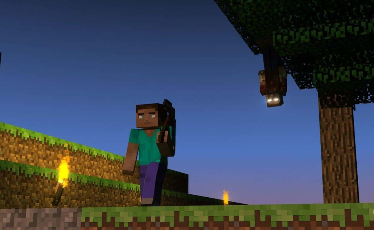 Minecraft Survival 桌布 壁紙 — 一位Minecraft玩家喺黃昏企喺草地上，拎住火炬，樹上面有隻喪屍吊住。