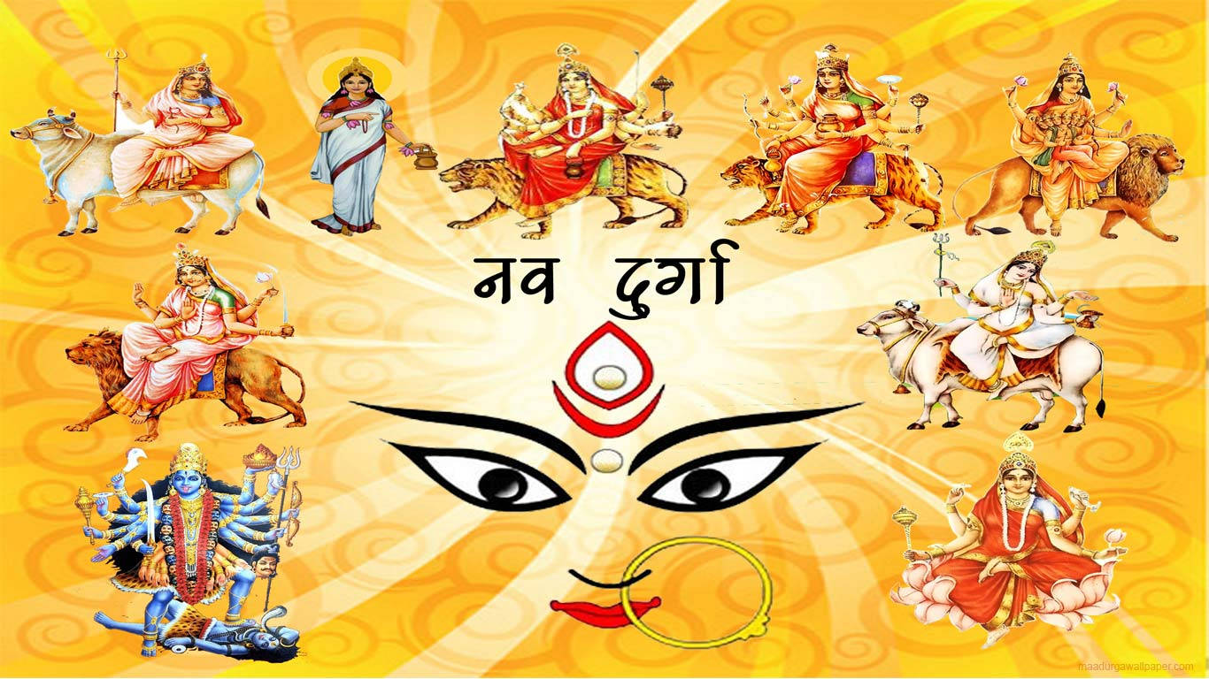 Durga 桌布 壁紙 — 一位光芒四射的印度教女神，擁有多臂和多眼，被騎乘動物坐騎的神靈環繞，背景是金色漩渦。